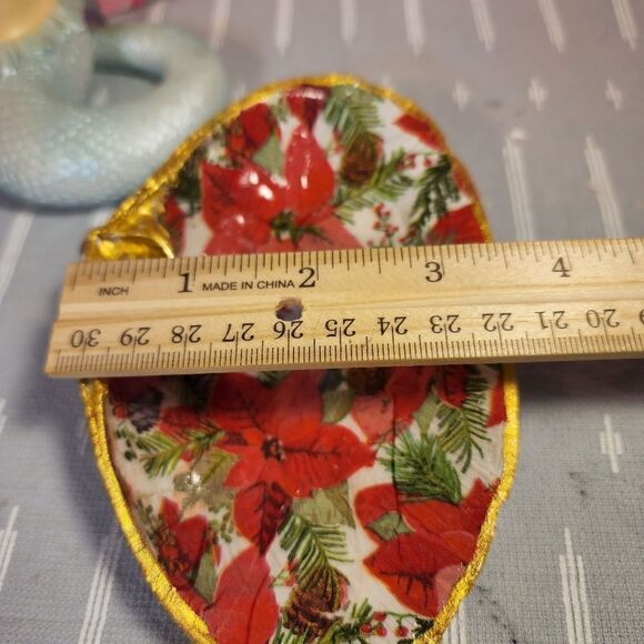 DECOUPAGE CLAM SHELL DECOUPAGE CHRISTMAS POINSETTIA ON A CLAM SHELL TRINKET DISH - Picture 9 of 10
